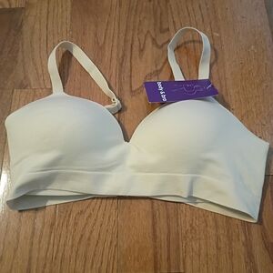 Women's Wireless/ Tagless Body & Bra